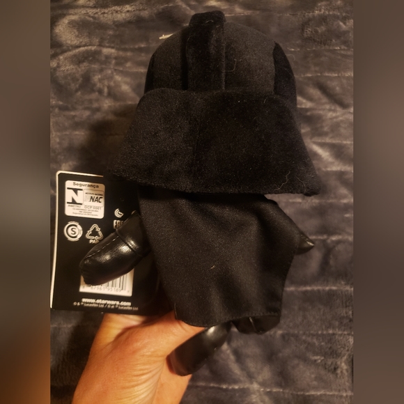 Darth Vader plush toy - Picture 2 of 3